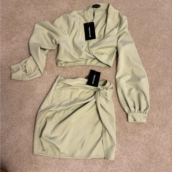 Pretty little thing sage set - Picture 7 of 11